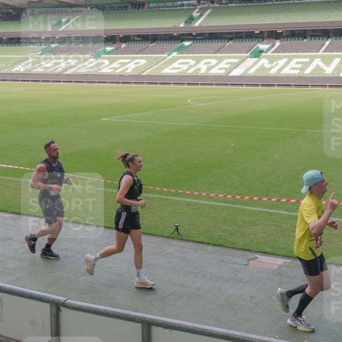 13.09.2026 - 21. swb-Marathon Bremen Michael Burmester http://msf.ph/oto/10339684 13.09.2026 13:19:29 Laufen im Stadion 333, 464, 486, 512, 546, 732, 753, 921, 938, 1066, 1129, 1156, 1431, 1506, 1756, 1765, 1815, 1868, 1916, 2028, 2123, 2137, 2224, 2240, 2294, 2315, 2357, 2358, 2453, 2533, 2557, 2563, 2614, 2622, 2626, 2689, 2694, 2695, 2702, 2703, 2722, 2756, 2786, 2843, 2845, 2849, 2857, 2879, 2880, 2944, 2983, 2999, 3031, 3046, 3059, 3072, 3096, 3100, 3116, 3189, 3198, 3243, 3263, 3264, 3285, 3287, 3310, 3315, 3476, 3537, 3619, 3740, 3879, 4478 meine-sportfotos.de