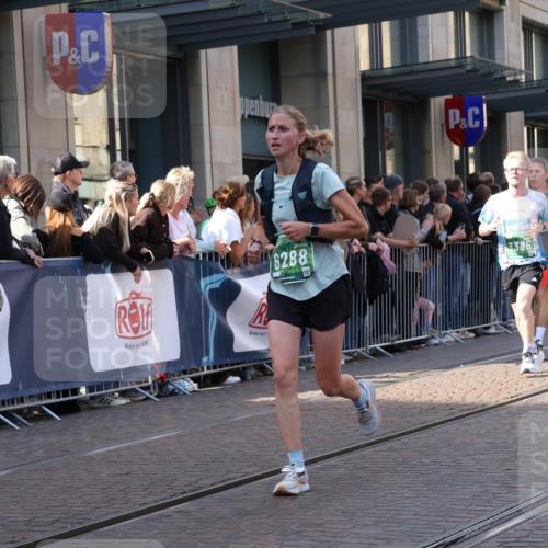 13.09.2026 - 21. swb-Marathon Bremen Strokosch-Dieckow http://msf.ph/oto/10339704 13.09.2026 13:27:00 Ziel 242, 593, 1373, 1493, 1494, 1574, 2345, 2454, 3273, 3385, 3496, 4121, 4558, 5220, 5290, 5358, 5616, 6071, 6288, 6306, 6776, 7072, 7110, 7849, 8219, 9159, 9343, 9760, 10112, 10113, 13147, 531, 946, 2089, 3076, 3302, 3510, 3527, 3852, 3893, 4327, 4397, 4441, 4563, 4598, 4919, 5054, 5689, 5937, 5943, 6289, 6314, 6375, 6455, 6580, 7027, 7246, 7317, 8112, 8303, 9150, 9511, 9551, 9854, 9878, 13097 meine-sportfotos.de