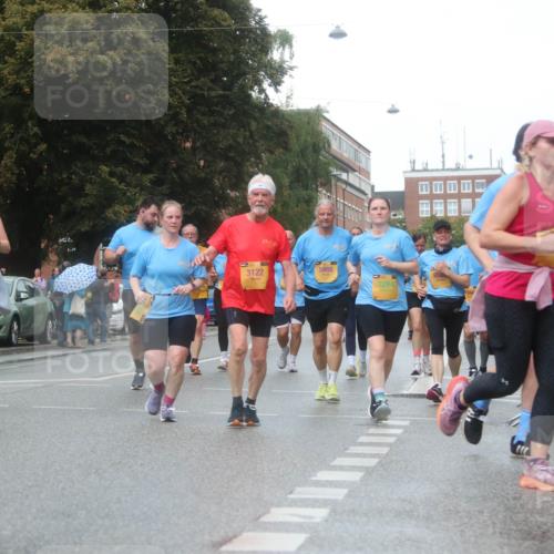 13.09.2026 - Kiel Lauf Markus Tischler http://msf.ph/oto/10339721 13.09.2026 11:02:37 Fleethörn 6447, 3122, 5888, 3284 meine-sportfotos.de