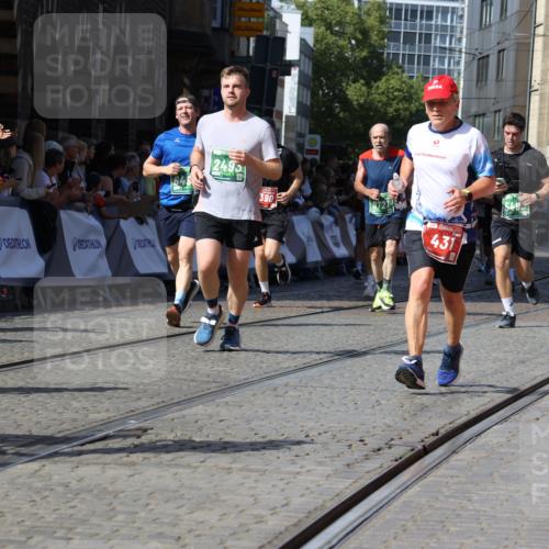 13.09.2026 - 21. swb-Marathon Bremen Strokosch-Dieckow http://msf.ph/oto/10339722 13.09.2026 13:20:25 Ziel 205, 431, 495, 511, 655, 1058, 1252, 1390, 1537, 1551, 1750, 1931, 1972, 2122, 2343, 2807, 2885, 2903, 3240, 3685, 3690, 4287, 5340, 5389, 5813, 5837, 6663, 7341, 7404, 7488, 7531, 7664, 9518, 9756, 13192, 876, 1528, 1646, 2493, 3813, 4174, 4357, 4358, 5493, 5855, 6495, 6496, 7411, 9162, 9721, 9949 meine-sportfotos.de