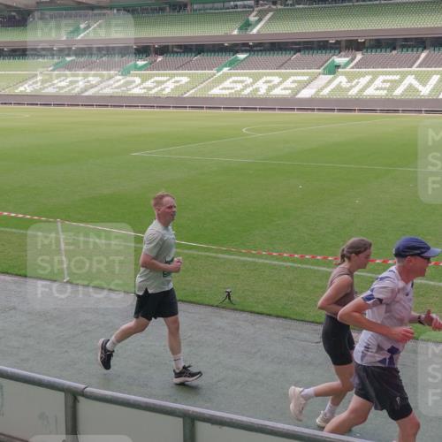 13.09.2026 - 21. swb-Marathon Bremen Michael Burmester http://msf.ph/oto/10339747 13.09.2026 13:19:36 Laufen im Stadion 333, 464, 486, 512, 546, 921, 938, 1066, 1129, 1156, 1409, 1431, 1446, 1506, 1697, 1756, 1765, 1815, 1916, 2028, 2123, 2137, 2224, 2240, 2294, 2315, 2349, 2453, 2533, 2557, 2563, 2614, 2622, 2626, 2689, 2694, 2695, 2702, 2703, 2722, 2756, 2786, 2843, 2845, 2849, 2857, 2879, 2944, 2983, 2999, 3031, 3046, 3059, 3072, 3096, 3100, 3116, 3139, 3189, 3198, 3243, 3263, 3264, 3285, 3287, 3310, 3315, 3619, 3740, 3879, 4478 meine-sportfotos.de
