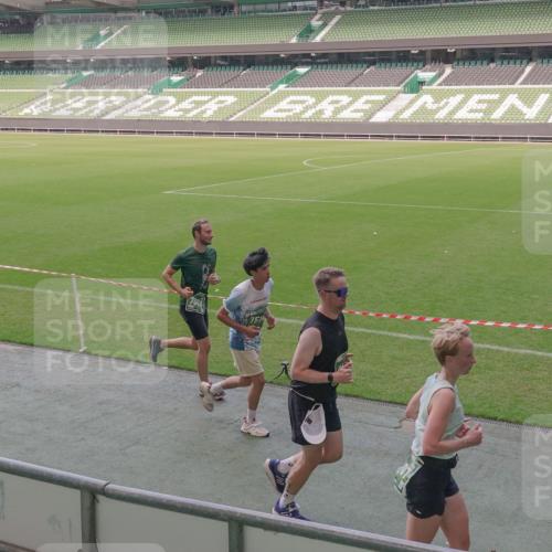 13.09.2026 - 21. swb-Marathon Bremen Michael Burmester http://msf.ph/oto/10339766 13.09.2026 13:19:38 Laufen im Stadion 333, 464, 486, 512, 546, 921, 938, 1066, 1129, 1156, 1409, 1431, 1446, 1506, 1697, 1756, 1765, 1815, 1916, 2010, 2028, 2064, 2123, 2137, 2224, 2240, 2294, 2315, 2349, 2453, 2501, 2533, 2557, 2563, 2614, 2622, 2626, 2689, 2694, 2695, 2702, 2703, 2722, 2756, 2786, 2843, 2845, 2857, 2879, 2944, 2983, 2999, 3017, 3018, 3031, 3035, 3037, 3046, 3059, 3072, 3096, 3100, 3116, 3139, 3189, 3198, 3243, 3263, 3264, 3285, 3287, 3310, 3315, 3619, 3740, 3879, 4478 meine-sportfotos.de