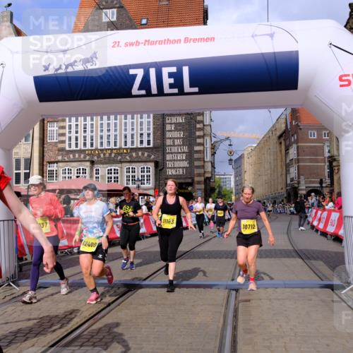 13.09.2026 - 21. swb-Marathon Bremen Tim E. http://msf.ph/oto/10339882 13.09.2026 11:09:52 Ziel 10234, 10386, 10417, 10424, 10556, 10696, 10712, 10769, 10785, 10823, 10981, 10990, 10991, 11192, 11225, 11914, 11937, 11995, 12322, 12409, 12474, 12532 meine-sportfotos.de