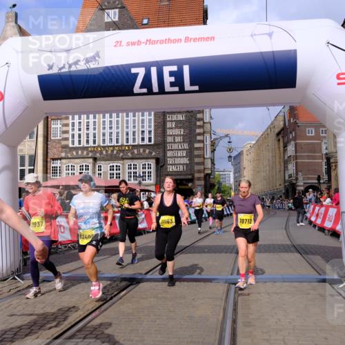 13.09.2026 - 21. swb-Marathon Bremen Tim E. http://msf.ph/oto/10339893 13.09.2026 11:09:52 Ziel 10234, 10386, 10417, 10424, 10556, 10696, 10712, 10769, 10785, 10823, 10981, 10990, 10991, 11192, 11225, 11914, 11937, 11995, 12322, 12409, 12474, 12532 meine-sportfotos.de