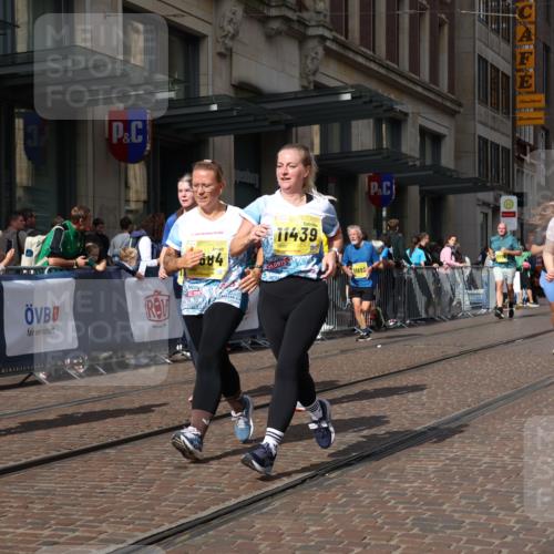 13.09.2026 - 21. swb-Marathon Bremen Strokosch-Dieckow http://msf.ph/oto/10340004 13.09.2026 11:07:00 Ziel 10156, 10205, 10360, 10488, 10695, 10748, 11100, 11123, 11246, 11393, 11417, 11439, 11600, 11684, 11696, 11759, 11767, 11822, 11823, 11865, 11917, 12020, 12173, 12210, 12255, 12266, 12536, 10156, 10323, 10378, 10663, 10795, 10989, 11066, 11257, 11370, 12124, 12146, 12219, 12249 meine-sportfotos.de