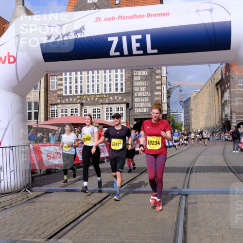 13.09.2026 - 21. swb-Marathon Bremen Tim E. http://msf.ph/oto/10340016 13.09.2026 11:09:56 Ziel 10234, 10386, 10417, 10424, 10696, 10712, 10785, 10990, 10991, 11192, 11937, 12409, 12449, 12474, 12532 meine-sportfotos.de