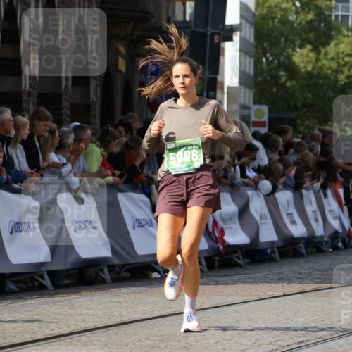 13.09.2026 - 21. swb-Marathon Bremen Strokosch-Dieckow http://msf.ph/oto/10340040 13.09.2026 13:26:10 Ziel 150, 1163, 1458, 1647, 1752, 2033, 2062, 2421, 2708, 2781, 2987, 3248, 3722, 4067, 4161, 4411, 4439, 4476, 4842, 4927, 5013, 5139, 5622, 5701, 6135, 6605, 7638, 7780, 8271, 8592, 9440, 1649, 2434, 2658, 3603, 3983, 4723, 5747, 5906, 5934, 5992, 6230, 6639, 7626, 8817, 13195 meine-sportfotos.de