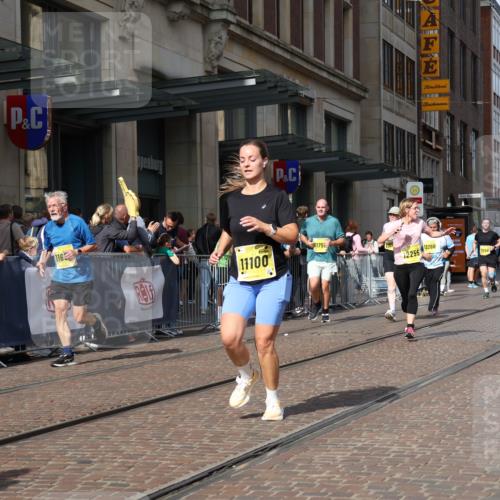 13.09.2026 - 21. swb-Marathon Bremen Strokosch-Dieckow http://msf.ph/oto/10340067 13.09.2026 11:07:02 Ziel 10138, 10205, 10360, 10488, 10695, 10748, 11100, 11123, 11246, 11393, 11417, 11439, 11600, 11684, 11696, 11759, 11767, 11822, 11823, 11865, 11917, 12020, 12173, 12210, 12255, 12266, 12536, 10156, 10323, 10360, 10378, 10663, 10989, 11066, 11257, 11370, 11439, 11684, 12124, 12146, 12219, 12249 meine-sportfotos.de
