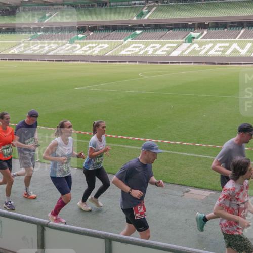 13.09.2026 - 21. swb-Marathon Bremen Michael Burmester http://msf.ph/oto/10340135 13.09.2026 13:20:26 Laufen im Stadion 333, 464, 512, 620, 704, 938, 1066, 1129, 1156, 1158, 1409, 1439, 1446, 1506, 1676, 1697, 1756, 1808, 1815, 1846, 1916, 2010, 2028, 2064, 2139, 2201, 2240, 2258, 2278, 2315, 2349, 2394, 2395, 2414, 2417, 2437, 2501, 2519, 2533, 2557, 2563, 2588, 2626, 2689, 2694, 2695, 2702, 2703, 2722, 2736, 2756, 2793, 2843, 2845, 2886, 2983, 3004, 3010, 3017, 3018, 3031, 3035, 3036, 3037, 3046, 3059, 3070, 3072, 3074, 3102, 3116, 3139, 3189, 3198, 3243, 3263, 3264, 3310, 3315 meine-sportfotos.de