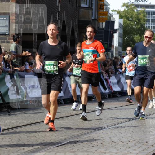 13.09.2026 - 21. swb-Marathon Bremen Strokosch-Dieckow http://msf.ph/oto/10340249 13.09.2026 13:26:18 Ziel 1163, 1647, 1896, 2033, 2062, 2666, 2708, 2987, 3248, 3516, 4067, 4161, 4411, 4476, 4842, 5013, 5558, 5622, 5701, 6135, 6605, 6886, 7638, 7780, 8271, 8361, 8592, 8635, 9266, 9794, 1368, 1649, 2434, 2658, 3603, 4077, 5747, 5992, 6230, 6639, 7626, 8817, 9260, 13195 meine-sportfotos.de
