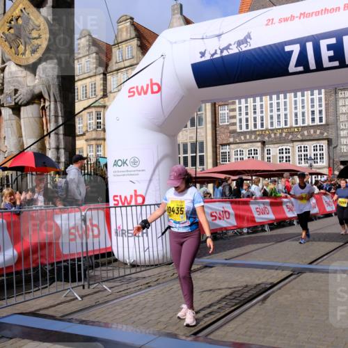 13.09.2026 - 21. swb-Marathon Bremen Tim E. http://msf.ph/oto/10340280 13.09.2026 11:10:14 Ziel 10299, 10435, 10645, 10737, 10751, 11119, 11383, 11437, 11441, 12449 meine-sportfotos.de