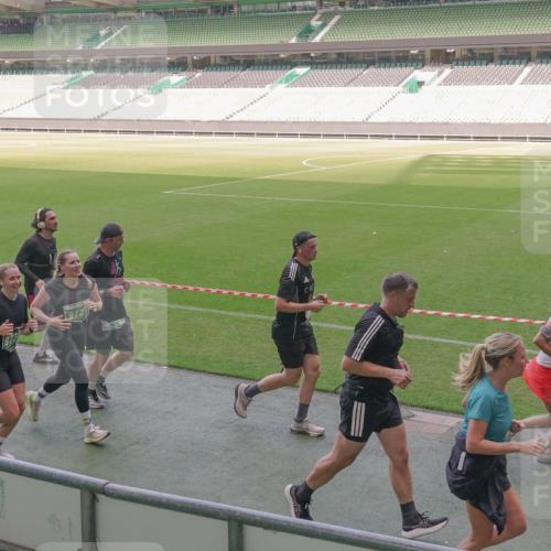 13.09.2026 - 21. swb-Marathon Bremen Michael Burmester http://msf.ph/oto/10340295 13.09.2026 13:20:44 Laufen im Stadion 333, 423, 464, 512, 601, 620, 704, 782, 938, 1066, 1094, 1129, 1156, 1158, 1177, 1316, 1409, 1439, 1446, 1676, 1697, 1756, 1808, 1815, 1846, 1916, 2010, 2028, 2064, 2139, 2201, 2240, 2258, 2278, 2315, 2349, 2394, 2395, 2414, 2417, 2437, 2501, 2519, 2533, 2551, 2588, 2626, 2689, 2694, 2695, 2702, 2703, 2722, 2736, 2756, 2793, 2828, 2886, 2954, 3004, 3010, 3017, 3018, 3035, 3036, 3037, 3059, 3070, 3074, 3102, 3116, 3139, 3144, 3243, 3263, 3264, 3310, 3315 meine-sportfotos.de