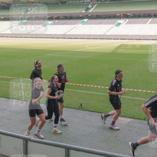 13.09.2026 - 21. swb-Marathon Bremen Michael Burmester http://msf.ph/oto/10340302 13.09.2026 13:20:44 Laufen im Stadion 333, 423, 464, 512, 601, 620, 704, 782, 938, 1066, 1094, 1129, 1156, 1158, 1177, 1316, 1409, 1439, 1446, 1676, 1697, 1756, 1808, 1815, 1846, 1916, 2010, 2028, 2064, 2139, 2201, 2240, 2258, 2278, 2315, 2349, 2394, 2395, 2414, 2417, 2437, 2501, 2519, 2533, 2551, 2588, 2626, 2689, 2694, 2695, 2702, 2703, 2722, 2736, 2756, 2793, 2828, 2886, 2954, 3004, 3010, 3017, 3018, 3035, 3036, 3037, 3059, 3070, 3074, 3102, 3116, 3139, 3144, 3243, 3263, 3264, 3310, 3315 meine-sportfotos.de
