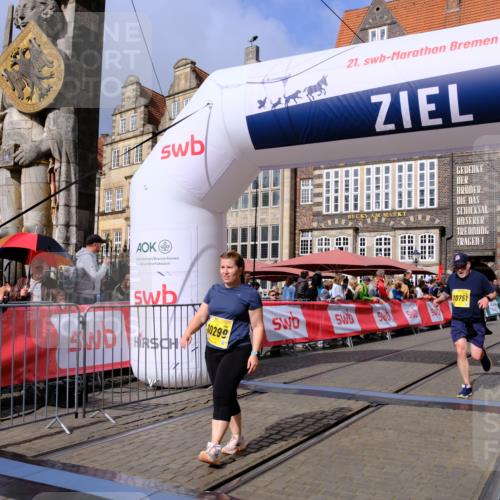 13.09.2026 - 21. swb-Marathon Bremen Tim E. http://msf.ph/oto/10340353 13.09.2026 11:10:18 Ziel 10299, 10435, 10645, 10751, 11119, 11383, 11437, 11441, 12207 meine-sportfotos.de