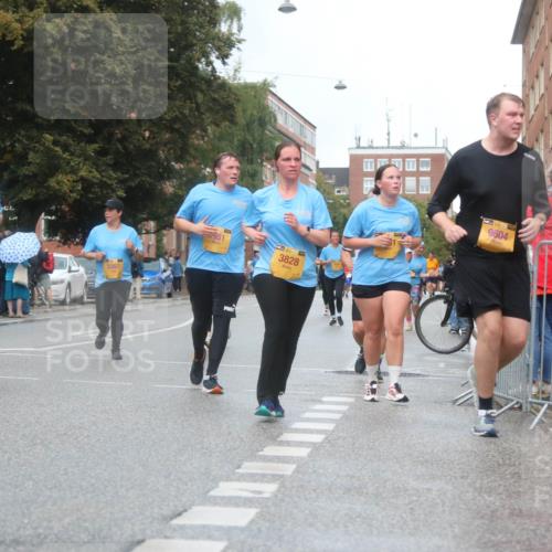 13.09.2026 - Kiel Lauf Markus Tischler http://msf.ph/oto/10340417 13.09.2026 11:05:14 Fleethörn 5833, 3397, 3828, 9604, 9952 meine-sportfotos.de