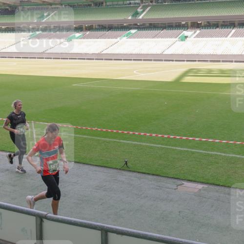 13.09.2026 - 21. swb-Marathon Bremen Michael Burmester http://msf.ph/oto/10340502 13.09.2026 13:21:13 Laufen im Stadion 128, 258, 351, 423, 441, 464, 601, 620, 704, 782, 851, 1060, 1066, 1094, 1129, 1158, 1177, 1316, 1344, 1409, 1417, 1439, 1446, 1518, 1676, 1697, 1729, 1756, 1808, 1815, 1846, 2010, 2028, 2064, 2139, 2201, 2258, 2278, 2349, 2394, 2395, 2414, 2417, 2437, 2501, 2519, 2533, 2551, 2588, 2652, 2694, 2695, 2736, 2756, 2793, 2828, 2886, 2954, 2995, 3004, 3010, 3017, 3018, 3022, 3034, 3035, 3036, 3037, 3059, 3070, 3074, 3102, 3139, 3144, 3225, 3264, 3310 meine-sportfotos.de