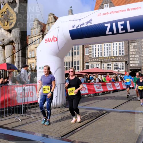 13.09.2026 - 21. swb-Marathon Bremen Tim E. http://msf.ph/oto/10340538 13.09.2026 11:10:28 Ziel 10299, 10362, 10751, 10963, 11382, 11725, 11732, 11933, 12117, 12207, 12293 meine-sportfotos.de