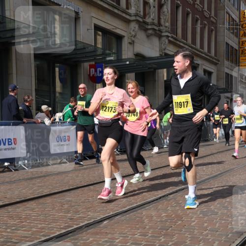 13.09.2026 - 21. swb-Marathon Bremen Strokosch-Dieckow http://msf.ph/oto/10340562 13.09.2026 11:07:15 Ziel 10138, 10205, 10279, 10280, 10363, 10364, 10501, 10505, 10580, 10595, 10695, 10748, 10907, 10935, 11037, 11123, 11223, 11417, 11643, 11767, 11865, 11899, 11917, 11924, 11934, 12020, 12167, 12168, 12173, 12194, 12210, 12277, 12307, 12419, 12509, 12536, 10156, 10360, 10488, 11100, 11123, 11246, 11257, 11393, 11439, 11600, 11684, 11696, 11759, 11822, 11823, 12255, 12266 meine-sportfotos.de