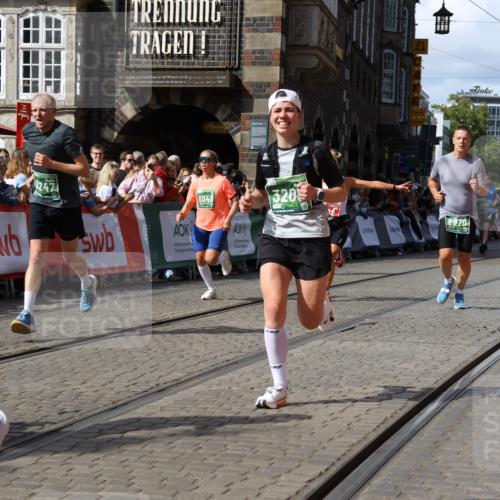 13.09.2026 - 21. swb-Marathon Bremen Strokosch-Dieckow http://msf.ph/oto/10340580 13.09.2026 13:31:53 Ziel 310, 922, 1600, 1627, 2602, 2707, 3152, 3343, 3392, 3579, 3858, 3859, 4164, 4258, 4273, 4692, 4889, 5375, 5426, 5504, 5979, 6039, 6062, 6100, 6147, 6193, 6581, 6602, 6968, 6971, 7001, 7032, 7608, 7941, 8042, 8205, 8206, 8239, 8339, 8364, 8495, 8522, 9155, 9293, 9568, 9903, 2310, 2934, 3946, 4797, 4979, 6116, 7526, 8048, 8610, 8970, 9640 meine-sportfotos.de