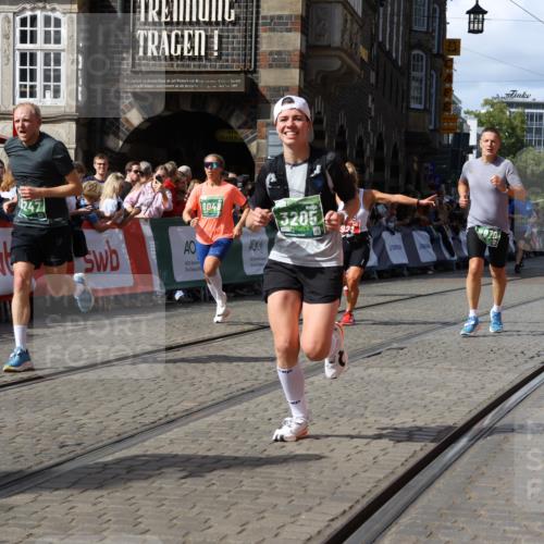 13.09.2026 - 21. swb-Marathon Bremen Strokosch-Dieckow http://msf.ph/oto/10340625 13.09.2026 13:31:53 Ziel 310, 922, 1600, 1627, 2602, 2707, 3152, 3343, 3392, 3579, 3858, 3859, 4164, 4258, 4273, 4692, 4889, 5375, 5426, 5504, 5979, 6039, 6062, 6100, 6147, 6193, 6581, 6602, 6968, 6971, 7001, 7032, 7608, 7941, 8042, 8205, 8206, 8239, 8339, 8364, 8495, 8522, 9155, 9293, 9568, 9903, 2310, 2934, 3946, 4797, 4979, 6116, 7526, 8048, 8610, 8970, 9640 meine-sportfotos.de