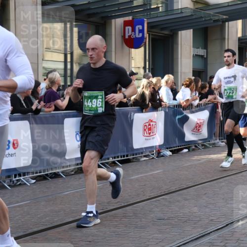 13.09.2026 - 21. swb-Marathon Bremen Strokosch-Dieckow http://msf.ph/oto/10340635 13.09.2026 13:27:24 Ziel 323, 440, 534, 762, 857, 940, 1006, 1373, 1574, 1932, 2345, 2668, 2686, 3013, 3135, 3460, 3521, 3576, 3970, 4106, 4133, 4265, 4421, 4496, 4593, 4744, 5081, 5557, 6067, 6468, 6522, 7042, 7110, 7138, 7358, 8351, 9494, 9727, 13198, 242, 593, 1373, 1493, 1494, 2454, 3273, 3385, 3496, 4121, 4397, 4558, 4563, 5220, 5290, 5358, 5616, 6071, 6288, 6306, 6776, 7072, 7110, 7849, 8219, 9159, 9343, 9760, 9878, 10112, 10113, 13147 meine-sportfotos.de