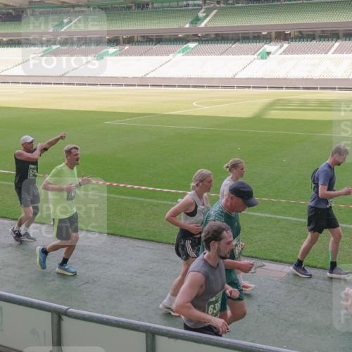 13.09.2026 - 21. swb-Marathon Bremen Michael Burmester http://msf.ph/oto/10340731 13.09.2026 13:21:42 Laufen im Stadion 128, 258, 343, 351, 423, 441, 601, 620, 704, 782, 851, 1060, 1094, 1158, 1177, 1316, 1344, 1409, 1417, 1439, 1446, 1518, 1657, 1669, 1676, 1697, 1729, 1808, 1846, 1883, 2010, 2064, 2139, 2201, 2258, 2278, 2290, 2349, 2394, 2395, 2414, 2417, 2437, 2501, 2519, 2551, 2588, 2619, 2632, 2652, 2660, 2685, 2711, 2736, 2793, 2828, 2886, 2954, 2964, 2995, 3004, 3010, 3017, 3018, 3022, 3034, 3035, 3036, 3037, 3070, 3074, 3102, 3139, 3144, 3225, 3351, 3682, 3784, 1506 meine-sportfotos.de
