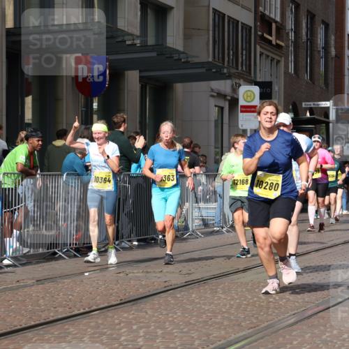 13.09.2026 - 21. swb-Marathon Bremen Strokosch-Dieckow http://msf.ph/oto/10340813 13.09.2026 11:07:22 Ziel 10138, 10279, 10280, 10363, 10364, 10501, 10505, 10580, 10595, 10661, 10674, 10830, 10871, 10907, 10935, 10937, 11037, 11223, 11515, 11643, 11767, 11899, 11924, 11934, 12024, 12097, 12167, 12168, 12194, 12210, 12277, 12307, 12419, 12509, 12511, 12512, 10156, 10205, 10360, 10488, 10695, 10748, 11100, 11123, 11246, 11393, 11417, 11439, 11600, 11684, 11696, 11759, 11767, 11822, 11823, 11865, 11917, 12020, 12173, 12210, 12255, 12266 meine-sportfotos.de