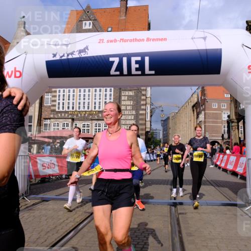 13.09.2026 - 21. swb-Marathon Bremen Tim E. http://msf.ph/oto/10340814 13.09.2026 11:10:39 Ziel 10002, 10169, 10361, 10362, 10706, 10719, 10791, 10890, 10963, 11080, 11382, 11725, 11732, 11933, 11957, 11982, 12117, 12227, 12293, 12454, 12550 meine-sportfotos.de