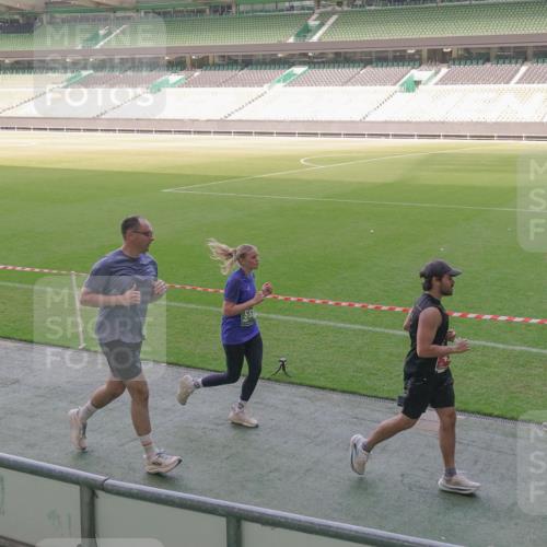 13.09.2026 - 21. swb-Marathon Bremen Michael Burmester http://msf.ph/oto/10340832 13.09.2026 13:21:54 Laufen im Stadion 128, 160, 211, 258, 343, 351, 423, 441, 571, 601, 620, 704, 782, 851, 1060, 1094, 1157, 1158, 1177, 1259, 1316, 1344, 1417, 1439, 1518, 1657, 1669, 1676, 1729, 1808, 1846, 1883, 2139, 2201, 2258, 2278, 2290, 2394, 2395, 2414, 2417, 2437, 2504, 2519, 2551, 2588, 2619, 2632, 2652, 2660, 2685, 2711, 2736, 2793, 2828, 2886, 2954, 2964, 2995, 3004, 3010, 3022, 3034, 3070, 3074, 3102, 3144, 3225, 3351, 3682, 3784, 4020, 4431, 4584, 1506 meine-sportfotos.de