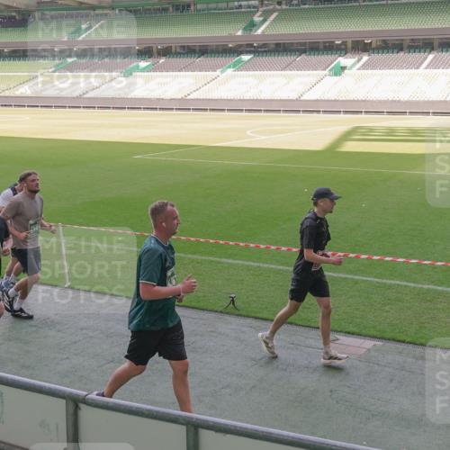 13.09.2026 - 21. swb-Marathon Bremen Michael Burmester http://msf.ph/oto/10340872 13.09.2026 13:21:59 Laufen im Stadion 128, 160, 211, 258, 343, 351, 423, 441, 571, 601, 620, 704, 782, 851, 1060, 1094, 1157, 1158, 1177, 1259, 1316, 1344, 1417, 1439, 1518, 1657, 1669, 1676, 1691, 1729, 1808, 1846, 1883, 2139, 2201, 2258, 2278, 2290, 2394, 2395, 2414, 2417, 2437, 2504, 2519, 2551, 2588, 2619, 2632, 2652, 2660, 2685, 2711, 2736, 2793, 2828, 2886, 2954, 2964, 2995, 3004, 3010, 3022, 3034, 3070, 3074, 3102, 3144, 3225, 3351, 3682, 3784, 4020, 4431, 4584, 1506 meine-sportfotos.de