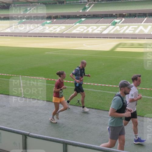 13.09.2026 - 21. swb-Marathon Bremen Michael Burmester http://msf.ph/oto/10340954 13.09.2026 13:22:07 Laufen im Stadion 128, 160, 211, 258, 343, 351, 423, 441, 571, 601, 620, 782, 851, 1060, 1094, 1157, 1158, 1177, 1259, 1316, 1344, 1417, 1439, 1518, 1657, 1669, 1676, 1691, 1729, 1808, 1846, 1883, 2139, 2201, 2258, 2278, 2290, 2414, 2504, 2551, 2619, 2632, 2652, 2660, 2685, 2711, 2736, 2828, 2954, 2964, 2995, 3004, 3010, 3022, 3034, 3070, 3074, 3144, 3225, 3351, 3530, 3682, 3784, 4020, 4054, 4406, 4407, 4431, 4584, 1506 meine-sportfotos.de