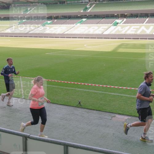 13.09.2026 - 21. swb-Marathon Bremen Michael Burmester http://msf.ph/oto/10340986 13.09.2026 13:22:13 Laufen im Stadion 128, 160, 211, 258, 343, 351, 423, 441, 571, 601, 620, 782, 851, 1060, 1094, 1157, 1158, 1177, 1178, 1259, 1316, 1344, 1417, 1518, 1657, 1669, 1676, 1691, 1729, 1788, 1808, 1846, 1883, 2139, 2201, 2213, 2258, 2290, 2414, 2504, 2526, 2551, 2619, 2632, 2652, 2660, 2685, 2711, 2736, 2828, 2954, 2964, 2995, 3004, 3010, 3022, 3034, 3070, 3074, 3144, 3225, 3351, 3505, 3530, 3682, 3784, 4020, 4054, 4406, 4407, 4431, 4584, 1506 meine-sportfotos.de