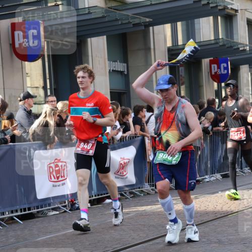 13.09.2026 - 21. swb-Marathon Bremen Strokosch-Dieckow http://msf.ph/oto/10341009 13.09.2026 13:27:37 Ziel 440, 488, 534, 762, 1343, 1456, 1932, 3135, 3480, 3576, 3970, 4106, 4133, 4265, 4496, 4744, 5462, 6067, 6468, 6522, 7042, 7138, 7358, 7926, 8188, 8351, 8656, 9067, 9145, 9494, 9727, 13069, 13198, 242, 323, 593, 857, 940, 1006, 1373, 1574, 2345, 2668, 2686, 3013, 3385, 3460, 3496, 3521, 4421, 4593, 5081, 5220, 5290, 5358, 5557, 5616, 6067, 6071, 6288, 6306, 7110, 9727, 9760, 13147 meine-sportfotos.de