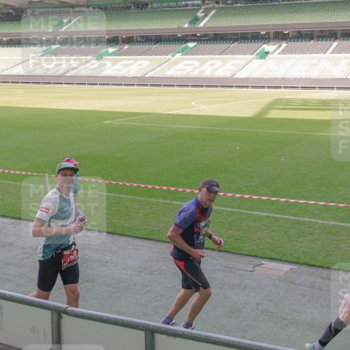 13.09.2026 - 21. swb-Marathon Bremen Michael Burmester http://msf.ph/oto/10341013 13.09.2026 13:22:16 Laufen im Stadion 128, 160, 211, 258, 343, 351, 423, 441, 571, 601, 620, 782, 851, 892, 1060, 1094, 1157, 1158, 1177, 1178, 1259, 1316, 1344, 1417, 1518, 1657, 1669, 1676, 1691, 1729, 1746, 1788, 1808, 1883, 2201, 2213, 2258, 2290, 2414, 2475, 2504, 2526, 2551, 2619, 2632, 2652, 2660, 2685, 2711, 2736, 2828, 2954, 2964, 2995, 3010, 3022, 3034, 3070, 3074, 3144, 3225, 3347, 3351, 3505, 3530, 3682, 3784, 4020, 4054, 4406, 4407, 4431, 4584, 1506 meine-sportfotos.de