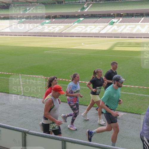 13.09.2026 - 21. swb-Marathon Bremen Michael Burmester http://msf.ph/oto/10341040 13.09.2026 13:22:18 Laufen im Stadion 128, 160, 211, 258, 343, 351, 423, 441, 571, 601, 620, 782, 851, 892, 1060, 1094, 1157, 1158, 1177, 1178, 1259, 1316, 1344, 1417, 1518, 1657, 1669, 1676, 1691, 1729, 1746, 1788, 1808, 1883, 2201, 2213, 2258, 2290, 2414, 2433, 2475, 2504, 2526, 2551, 2619, 2632, 2652, 2660, 2685, 2711, 2736, 2828, 2954, 2964, 2995, 3010, 3022, 3034, 3070, 3074, 3144, 3225, 3347, 3351, 3505, 3530, 3682, 3784, 4020, 4054, 4231, 4406, 4407, 4431, 4584, 1506 meine-sportfotos.de