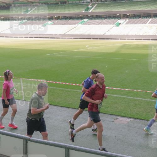 13.09.2026 - 21. swb-Marathon Bremen Michael Burmester http://msf.ph/oto/10341082 13.09.2026 13:22:23 Laufen im Stadion 128, 160, 211, 258, 343, 351, 423, 441, 571, 601, 609, 620, 708, 782, 851, 892, 1060, 1094, 1157, 1158, 1177, 1178, 1259, 1316, 1331, 1344, 1417, 1518, 1657, 1669, 1676, 1691, 1729, 1746, 1788, 1808, 1883, 2213, 2258, 2290, 2414, 2433, 2475, 2504, 2526, 2551, 2619, 2632, 2652, 2660, 2685, 2711, 2736, 2828, 2954, 2964, 2995, 3010, 3022, 3034, 3070, 3074, 3144, 3225, 3252, 3347, 3351, 3505, 3530, 3559, 3682, 3784, 4020, 4054, 4231, 4406, 4407, 4431, 4584, 1506 meine-sportfotos.de