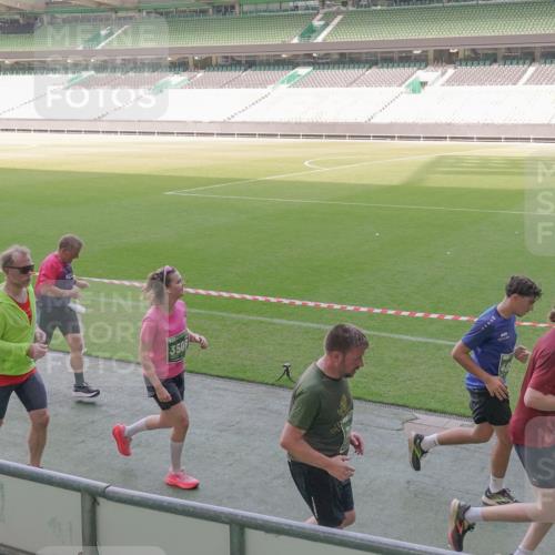 13.09.2026 - 21. swb-Marathon Bremen Michael Burmester http://msf.ph/oto/10341090 13.09.2026 13:22:23 Laufen im Stadion 128, 160, 211, 258, 343, 351, 423, 441, 571, 601, 609, 620, 708, 782, 851, 892, 1060, 1094, 1157, 1158, 1177, 1178, 1259, 1316, 1331, 1344, 1417, 1518, 1657, 1669, 1676, 1691, 1729, 1746, 1788, 1808, 1883, 2213, 2258, 2290, 2414, 2433, 2475, 2504, 2526, 2551, 2619, 2632, 2652, 2660, 2685, 2711, 2736, 2828, 2954, 2964, 2995, 3010, 3022, 3034, 3070, 3074, 3144, 3225, 3252, 3347, 3351, 3505, 3530, 3559, 3682, 3784, 4020, 4054, 4231, 4406, 4407, 4431, 4584, 1506 meine-sportfotos.de