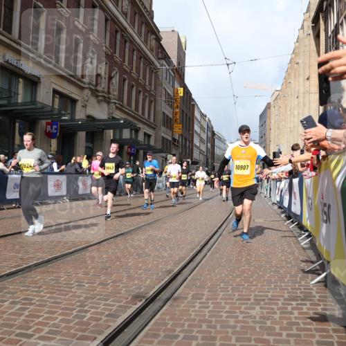 13.09.2026 - 21. swb-Marathon Bremen Strokosch-Dieckow http://msf.ph/oto/10341120 13.09.2026 11:07:30 Ziel 10139, 10363, 10364, 10580, 10595, 10660, 10661, 10674, 10830, 10871, 10907, 10935, 10937, 11037, 11223, 11515, 11643, 11924, 11934, 12024, 12031, 12066, 12097, 12167, 12168, 12194, 12307, 12509, 12511, 12512, 10138, 10205, 10279, 10280, 10488, 10501, 10505, 10695, 10748, 11123, 11246, 11393, 11417, 11600, 11696, 11759, 11767, 11822, 11823, 11865, 11899, 11917, 12020, 12173, 12210, 12255, 12266, 12277 meine-sportfotos.de