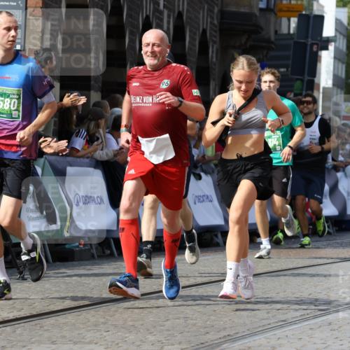 13.09.2026 - 21. swb-Marathon Bremen Strokosch-Dieckow http://msf.ph/oto/10341125 13.09.2026 13:26:46 Ziel 1368, 1649, 2434, 2658, 3526, 3603, 3983, 4077, 5747, 5934, 5992, 6230, 6639, 7626, 8817, 9260, 13195, 531, 946, 2089, 3076, 3302, 3510, 3527, 4327, 4441, 4919, 5054, 5689, 5937, 5943, 6314, 6455, 6580, 7027, 7246, 7317, 8303, 9150, 9511, 9551, 9854, 13097 meine-sportfotos.de