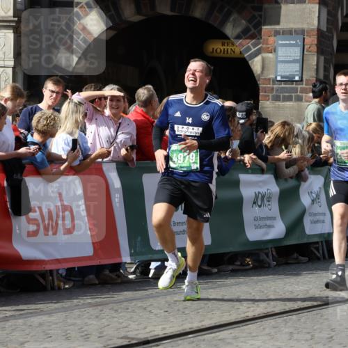13.09.2026 - 21. swb-Marathon Bremen Strokosch-Dieckow http://msf.ph/oto/10341129 13.09.2026 13:31:58 Ziel 310, 922, 1600, 3115, 3239, 3244, 3278, 3579, 3858, 3859, 3989, 4164, 4258, 4273, 4692, 4889, 4998, 5158, 5363, 5426, 5899, 6039, 6062, 6100, 6193, 6213, 6354, 6581, 6602, 6971, 7032, 7260, 7608, 7941, 7964, 8042, 8078, 8166, 8205, 8206, 8239, 8364, 8495, 8522, 9033, 9155, 9293, 9568, 9903, 9914, 13151, 2310, 2934, 3946, 4566, 4797, 5628, 6116, 6475, 7182, 7526, 7818, 8610, 9394, 9640, 13182 meine-sportfotos.de