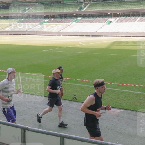 13.09.2026 - 21. swb-Marathon Bremen Michael Burmester http://msf.ph/oto/10341147 13.09.2026 13:22:31 Laufen im Stadion 128, 160, 211, 258, 343, 351, 423, 441, 533, 571, 601, 609, 708, 782, 851, 892, 1060, 1094, 1157, 1158, 1177, 1178, 1259, 1316, 1331, 1344, 1417, 1518, 1657, 1669, 1676, 1691, 1729, 1746, 1788, 1883, 2213, 2290, 2433, 2475, 2504, 2526, 2551, 2619, 2632, 2652, 2660, 2685, 2711, 2828, 2954, 2964, 2995, 3022, 3034, 3144, 3225, 3252, 3347, 3351, 3423, 3505, 3530, 3559, 3682, 3727, 3784, 4020, 4054, 4231, 4406, 4407, 4431, 4467, 4584, 1506 meine-sportfotos.de