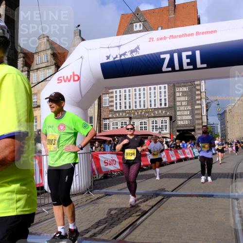 13.09.2026 - 21. swb-Marathon Bremen Tim E. http://msf.ph/oto/10341183 13.09.2026 11:10:55 Ziel 10002, 10247, 10422, 10719, 10768, 10791, 10911, 11047, 11283, 11298, 11300, 11309, 11327, 11513, 11583, 11736, 11846, 11982, 12183, 12227, 12454 meine-sportfotos.de