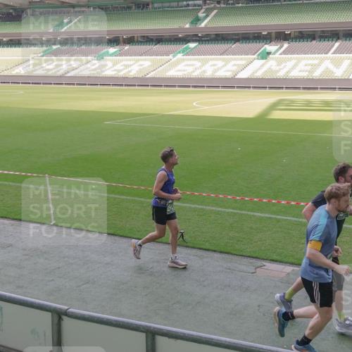 13.09.2026 - 21. swb-Marathon Bremen Michael Burmester http://msf.ph/oto/10341208 13.09.2026 13:22:39 Laufen im Stadion 128, 160, 211, 258, 343, 351, 423, 441, 533, 571, 601, 609, 708, 782, 851, 892, 1060, 1094, 1157, 1177, 1178, 1259, 1316, 1331, 1344, 1417, 1518, 1657, 1669, 1691, 1729, 1746, 1788, 1883, 2213, 2290, 2433, 2475, 2504, 2526, 2551, 2619, 2632, 2652, 2660, 2685, 2711, 2828, 2954, 2964, 2995, 3022, 3034, 3144, 3225, 3252, 3347, 3351, 3423, 3447, 3505, 3530, 3559, 3682, 3727, 3784, 3819, 4020, 4054, 4231, 4406, 4407, 4431, 4466, 4467, 4584, 1506 meine-sportfotos.de