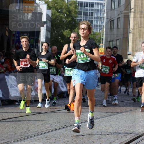 13.09.2026 - 21. swb-Marathon Bremen Strokosch-Dieckow http://msf.ph/oto/10341210 13.09.2026 13:26:48 Ziel 1368, 1649, 2434, 2658, 3526, 3603, 3983, 4077, 5747, 5992, 6230, 6548, 6639, 7626, 8817, 9260, 13195, 531, 946, 2089, 3076, 3302, 3510, 3527, 4327, 4397, 4563, 4919, 5689, 5937, 5943, 6314, 6455, 7027, 7246, 7317, 8303, 9150, 9511, 9551, 9854, 9878 meine-sportfotos.de