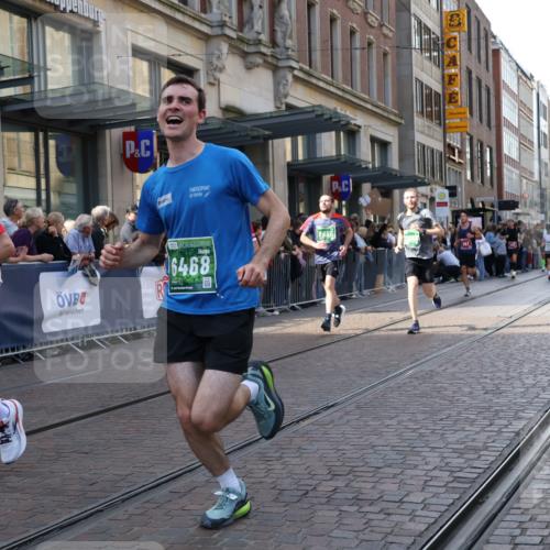 13.09.2026 - 21. swb-Marathon Bremen Strokosch-Dieckow http://msf.ph/oto/10341277 13.09.2026 13:27:43 Ziel 488, 534, 762, 1343, 1456, 3135, 3334, 3480, 3576, 4106, 4133, 4265, 4744, 5360, 5462, 6182, 6468, 6522, 7042, 7926, 8188, 8656, 9067, 9145, 9167, 9168, 9543, 9738, 9881, 13069, 323, 440, 593, 857, 940, 1006, 1373, 1574, 1932, 2345, 2668, 2686, 3013, 3460, 3521, 3970, 4421, 4496, 4593, 4744, 5081, 5220, 5290, 5358, 5557, 5616, 6067, 6306, 7110, 7138, 7358, 8351, 9494, 9727, 13198 meine-sportfotos.de
