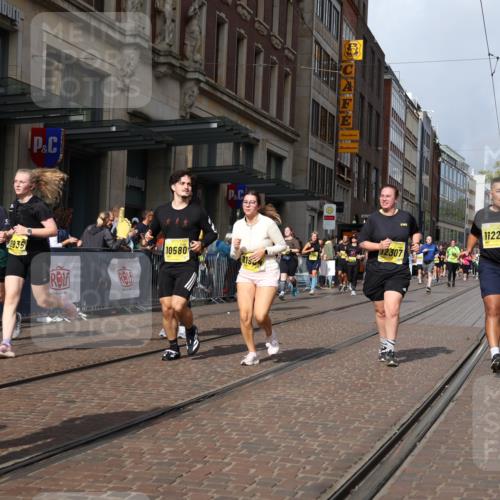 13.09.2026 - 21. swb-Marathon Bremen Strokosch-Dieckow http://msf.ph/oto/10341303 13.09.2026 11:07:33 Ziel 10139, 10580, 10595, 10660, 10661, 10674, 10830, 10871, 10935, 10937, 11037, 11044, 11223, 11378, 11404, 11515, 11643, 11833, 11924, 11934, 11958, 12024, 12031, 12066, 12097, 12194, 12307, 12509, 12511, 12512, 10138, 10205, 10279, 10280, 10363, 10364, 10488, 10501, 10505, 10580, 10695, 10748, 10907, 11123, 11223, 11246, 11417, 11600, 11759, 11767, 11822, 11823, 11865, 11899, 11917, 11924, 11934, 12020, 12167, 12168, 12173, 12210, 12266, 12277 meine-sportfotos.de