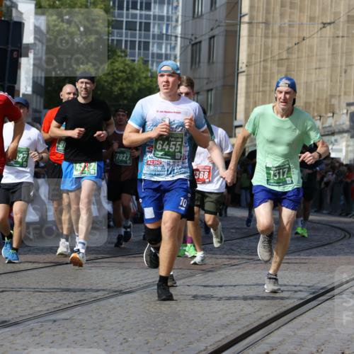 13.09.2026 - 21. swb-Marathon Bremen Strokosch-Dieckow http://msf.ph/oto/10341389 13.09.2026 13:26:51 Ziel 1368, 1649, 2658, 2779, 3526, 3603, 4077, 5747, 5992, 6230, 6375, 6548, 6639, 7626, 9260, 13195, 531, 946, 1493, 1494, 2089, 2454, 3076, 3302, 3510, 3527, 4327, 4397, 4563, 5689, 5943, 6455, 7027, 7072, 7246, 7317, 8303, 9150, 9511, 9854, 9878 meine-sportfotos.de