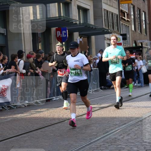13.09.2026 - 21. swb-Marathon Bremen Strokosch-Dieckow http://msf.ph/oto/10341402 13.09.2026 13:27:49 Ziel 488, 1343, 1456, 1460, 2977, 3114, 3334, 3480, 4506, 5250, 5360, 5462, 5889, 6182, 7926, 8188, 8656, 9067, 9145, 9167, 9168, 9543, 9738, 9881, 13069, 323, 440, 534, 762, 857, 940, 1006, 1373, 1574, 1932, 2345, 2668, 2686, 3013, 3135, 3460, 3521, 3576, 3970, 4106, 4133, 4265, 4421, 4496, 4593, 4744, 5081, 5557, 6067, 6468, 6522, 7042, 7110, 7138, 7358, 8351, 9494, 9727, 13198 meine-sportfotos.de