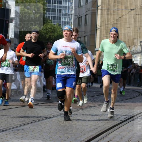 13.09.2026 - 21. swb-Marathon Bremen Strokosch-Dieckow http://msf.ph/oto/10341411 13.09.2026 13:26:51 Ziel 1368, 1649, 2658, 2779, 3526, 3603, 4077, 5747, 5992, 6230, 6375, 6548, 6639, 7626, 9260, 13195, 531, 946, 1493, 1494, 2089, 2454, 3076, 3302, 3510, 3527, 4327, 4397, 4563, 5689, 5943, 6455, 7027, 7072, 7246, 7317, 8303, 9150, 9511, 9854, 9878 meine-sportfotos.de