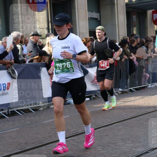 13.09.2026 - 21. swb-Marathon Bremen Strokosch-Dieckow http://msf.ph/oto/10341445 13.09.2026 13:27:51 Ziel 488, 1343, 1460, 2977, 3114, 3334, 3480, 4506, 5250, 5360, 5889, 6182, 7926, 8188, 8656, 9145, 9167, 9168, 9543, 9738, 9881, 13069, 323, 440, 488, 534, 762, 857, 940, 1006, 1456, 1932, 2668, 2686, 3013, 3135, 3460, 3521, 3576, 3970, 4106, 4133, 4265, 4421, 4496, 4593, 4744, 5081, 5462, 5557, 6067, 6468, 6522, 7042, 7138, 7358, 8351, 9067, 9494, 9727, 13198 meine-sportfotos.de